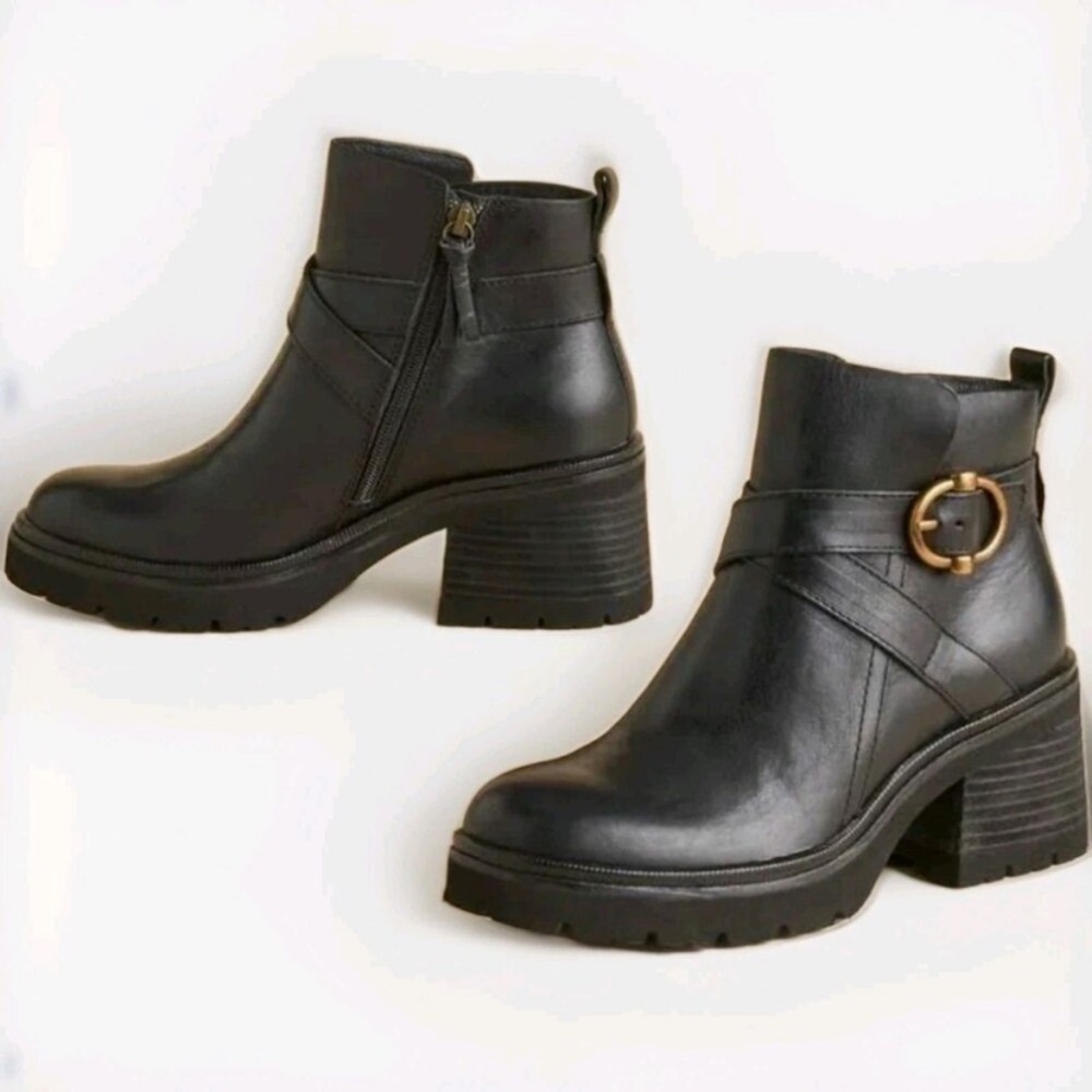 🆕 SOFFT Aqua Black Leather Chunky Lug Heel Ankle Compact Boots